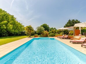 A heated pool - Villa Les Cygnes by Interhome (Les Sables d'Olonne)