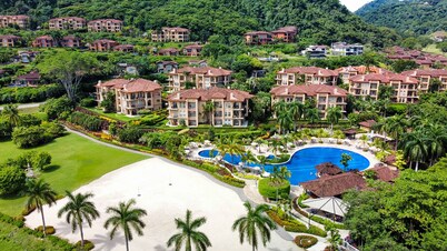 Casa Big Game, Private Pool, Concierge Service, access to the Beach Club!