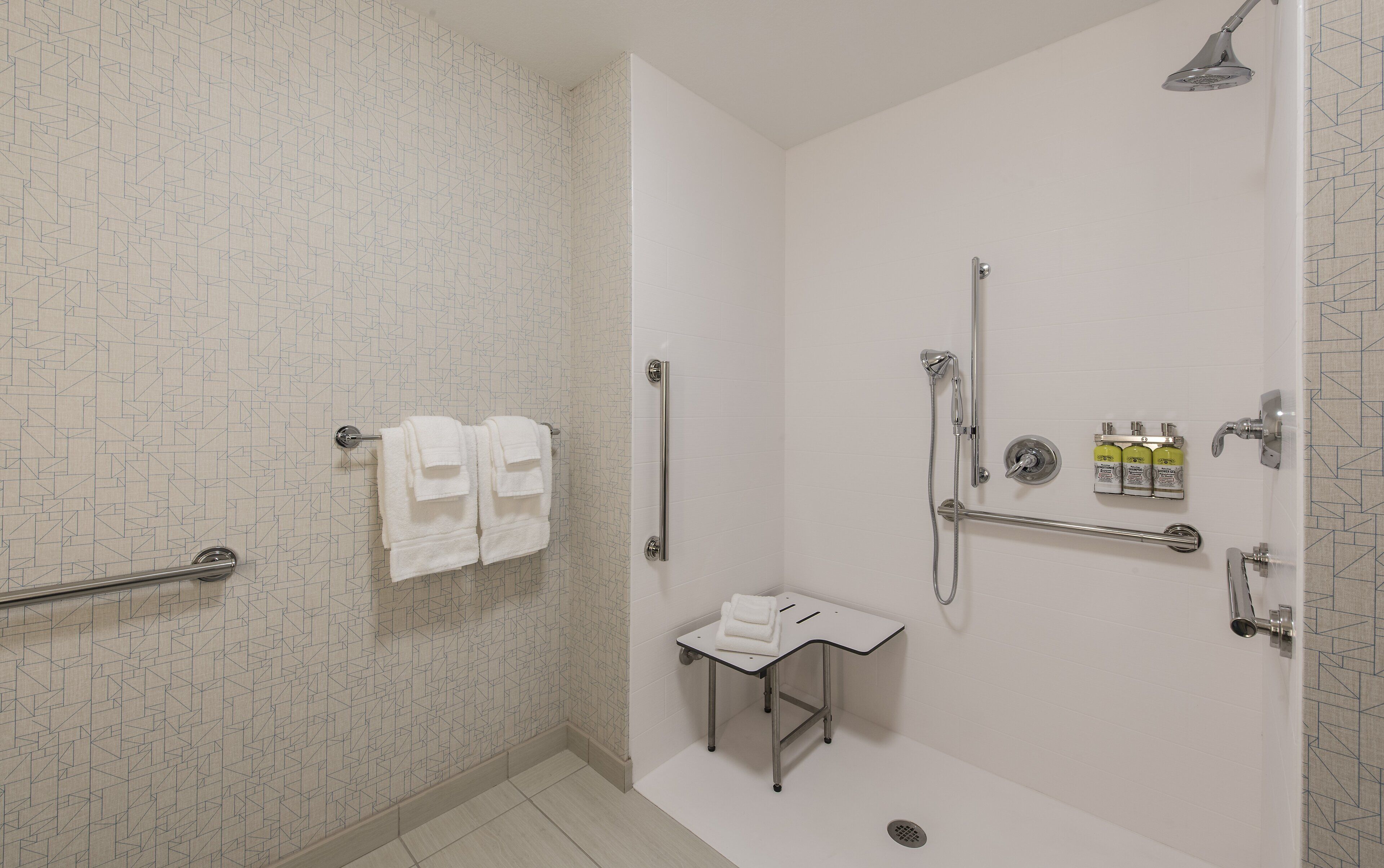 Photo - Holiday Inn Express & Suites Phoenix North - Happy Valley by IHG
