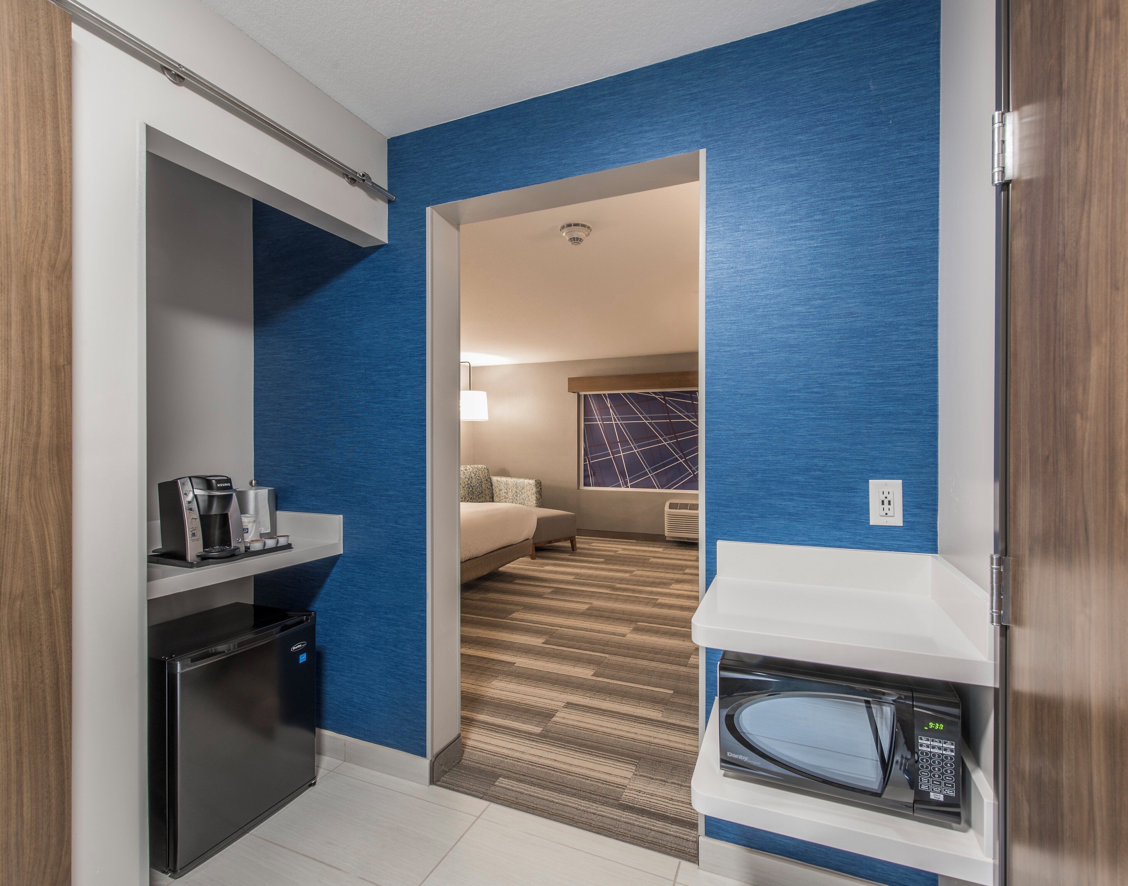 Photo - Holiday Inn Express & Suites Phoenix North - Happy Valley by IHG