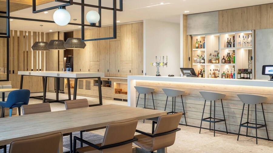 Courtyard by Marriott Inverness Airport