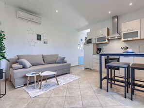 TV - Vacation home Branka by Interhome (Štinjan)