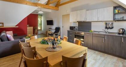 Na mechu by Interhome