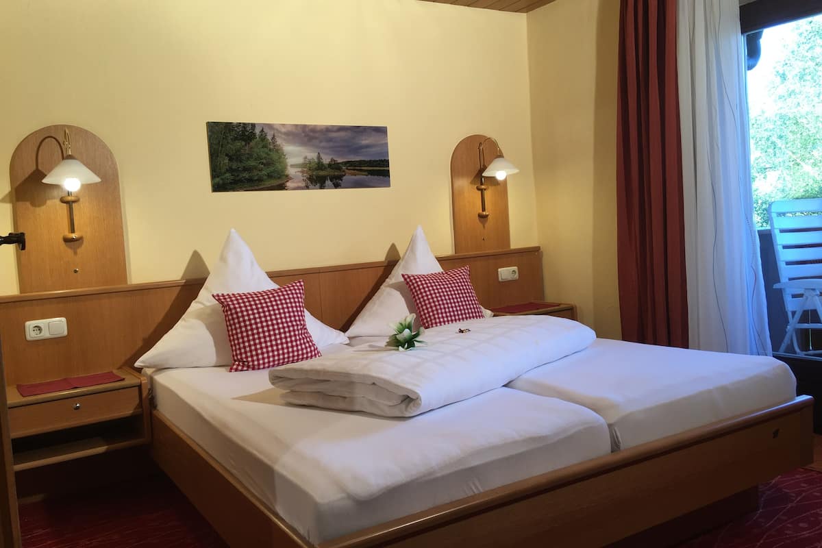 Economy Double Room, Balcony