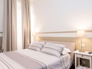 2 Schlafzimmer, Bügeleisen/Bügelbrett, WLAN