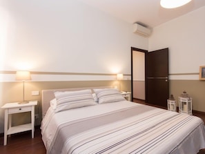 2 habitaciones, tabla de planchar con plancha y wifi 