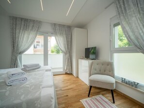 4 bedrooms, internet