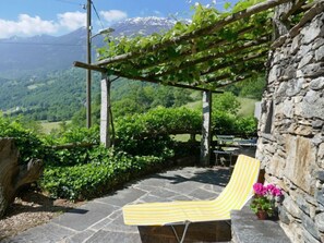 Terrace/patio - Apartment Nelly by Interhome (Ponto Valentino)