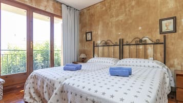 4 chambres, fer et planche Ă  repasser, Wi-Fi