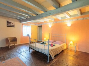 4 Schlafzimmer, Bügeleisen/Bügelbrett, kostenloses Internet