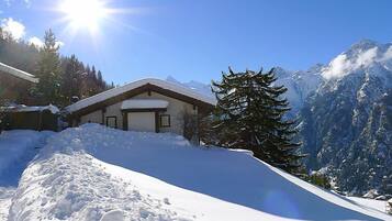Enceinte de lâhĂ©bergement
