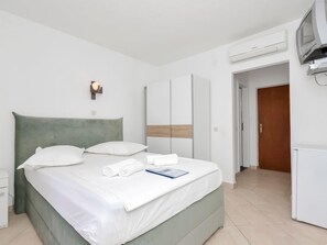 1 bedroom, Internet