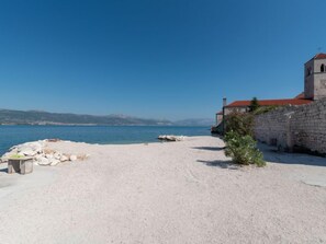 Beach nearby - Apartment Mornar by Interhome (Trogir/Arbanija)