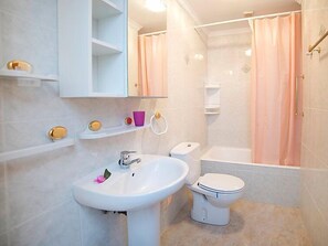 Hair dryer, towels