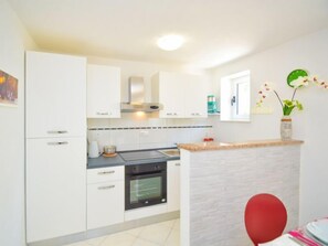 Fridge, microwave, oven, cookware/dishes/utensils - Slavica by Interhome (Trogir/Slatine)