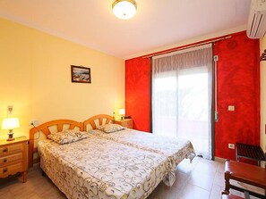 4 dormitorios, tabla de planchar con plancha, Internet gratis