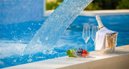 Villa Dalmatica moderna by Interhome