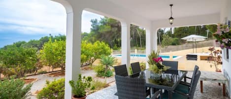 Restauration extérieure