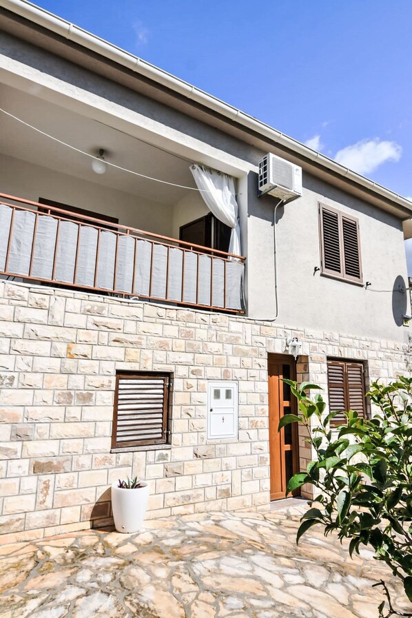 Exterior detail - Vacation home Marija by Interhome (Rovanjska)