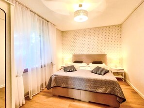 2 bedrooms, iron/ironing board, WiFi - W Starym Sadzie by Interhome (Wroclaw)