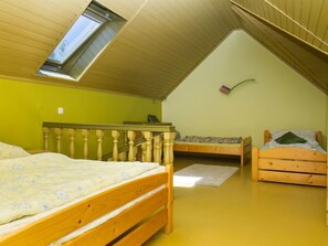 1 室のベッドルーム、WiFi