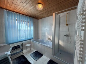 Hair dryer, towels - Karwendel by Interhome (Wildschönau)