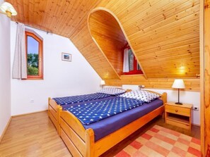 4 bedrooms, internet - Vacation home Ruby 1 by Interhome (Balatonbereny)