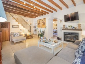 TV, fireplace - Sa Teulera by Interhome (Campanet)