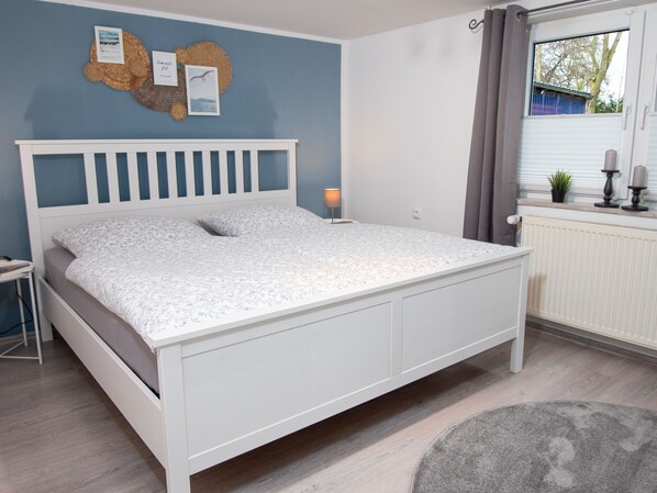 2 bedrooms