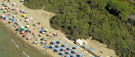 Vlak bij het strand