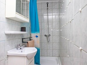 Bathroom - Azzurro by Interhome (Balatonmariafurdo)