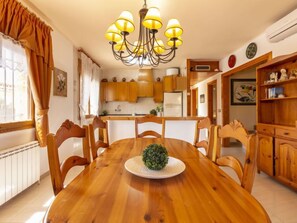 Dining - Nellyana by Interhome (Deltebre)