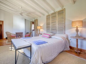 6 camere, ferro/asse da stiro, accesso a Internet gratuito