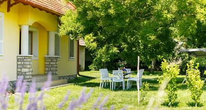 Golf Tee by Interhome
