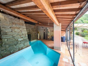 Piscine couverte, piscine chauffée