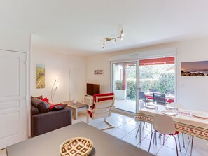 Flat-screen TV - Mendi Bixta by Interhome (Saint Pée sur Nivelle)