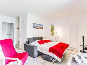 2 bedrooms, desk, iron/ironing board, free internet - Mendi Bixta by Interhome (Saint Pée sur Nivelle)