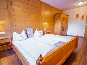 4 bedrooms, WiFi