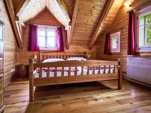 3 sovrum, skrivbord och wi-fi