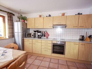 Fridge, microwave, oven, dishwasher - Fliegerklause by Interhome (Sankt Johann in Tirol)