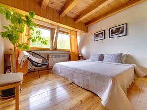 3 bedrooms, Internet