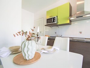 Dining - Aquanur by Interhome (Vodice/Tribunj)