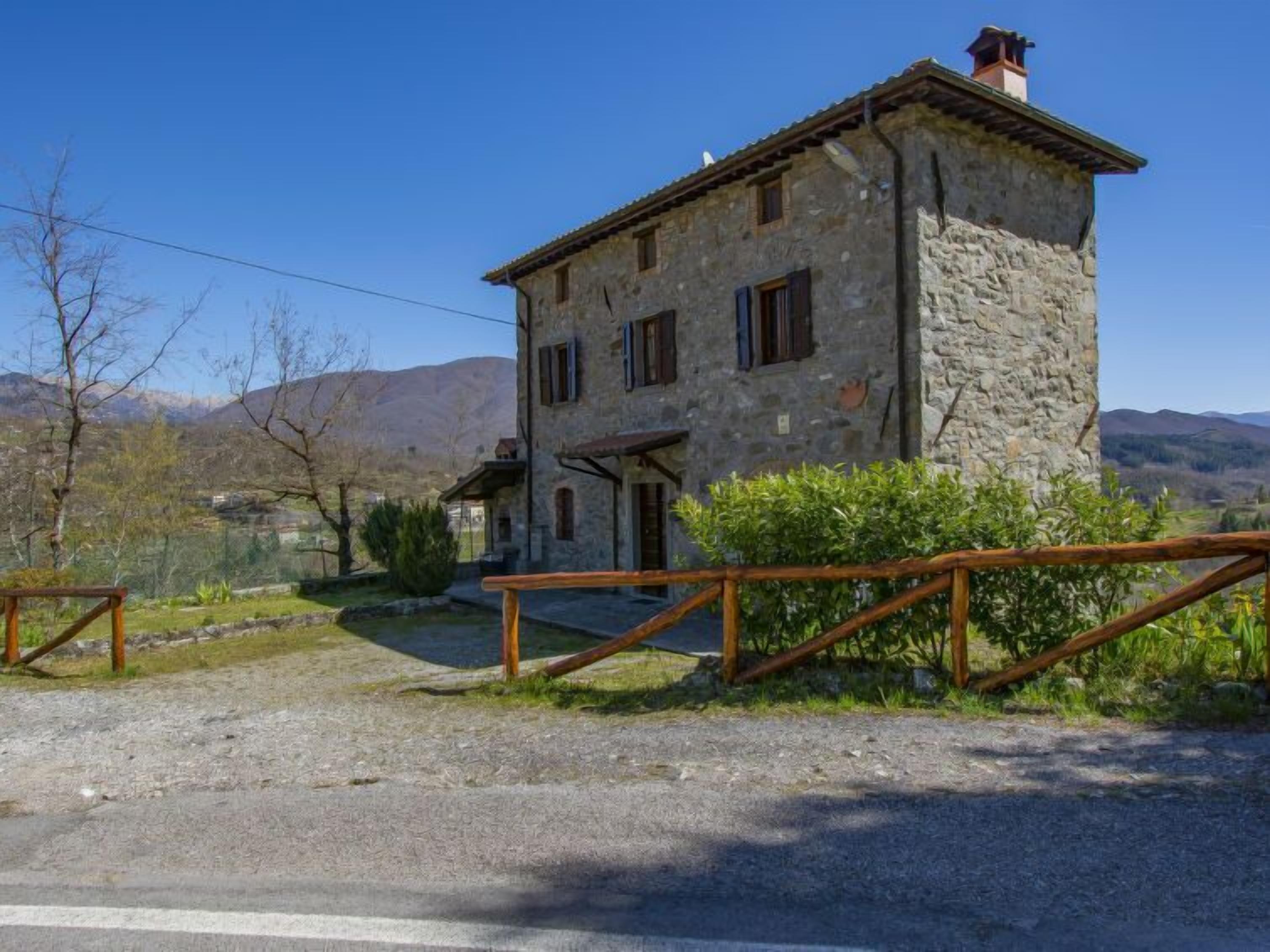Girasole (PZI130) by Interhome