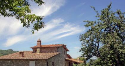 Lucolena by Interhome