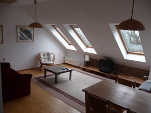 TV - Hodkovičky by Interhome (Nusle Branik Hodkovicky)