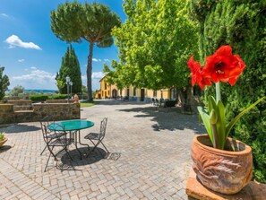 Outdoor dining - Montereggi by Interhome (Vinci)