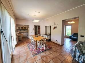 Interior - Bel Giardino by Interhome (Castelveccana)