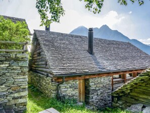 Esterni