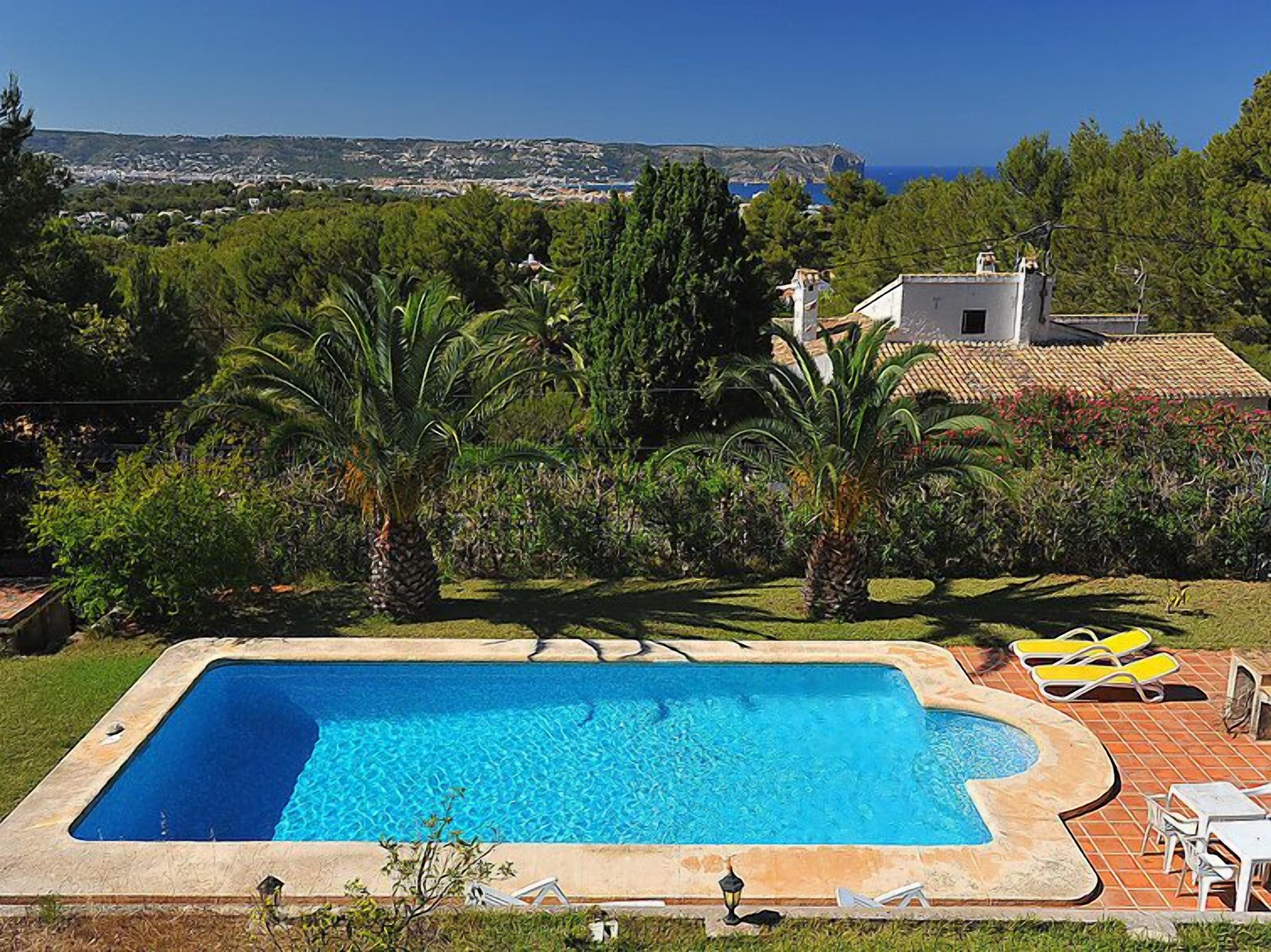 プール