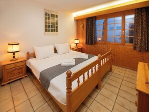 3 bedrooms, Internet